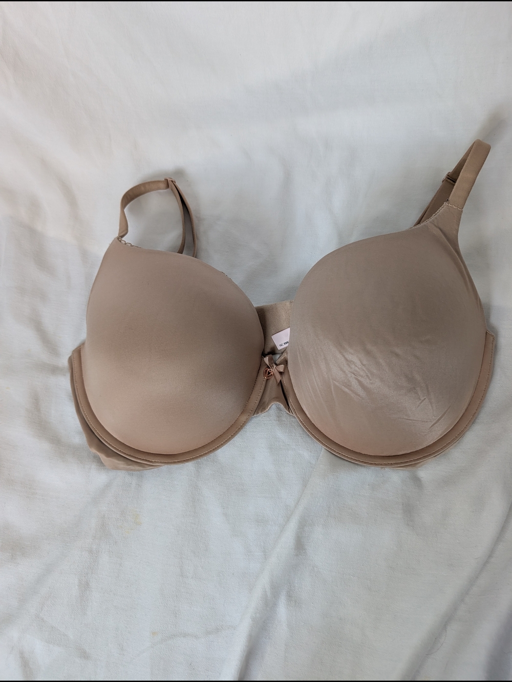Victoria's Secret Body By Victoria T-Shirt Bra in Nude